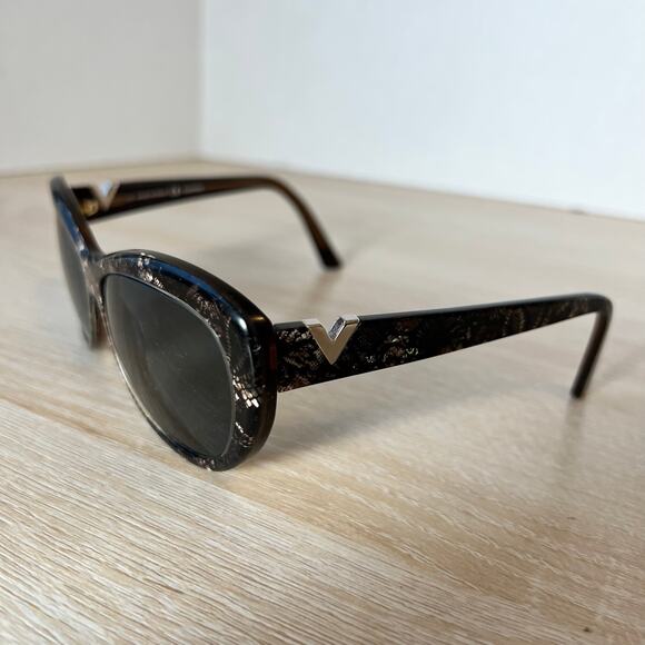 Valentino V628S 712 Sunglasses FRAMES ONLY Black Silver Cat Eye 54-14-135 main image 9